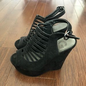 Guess wedges